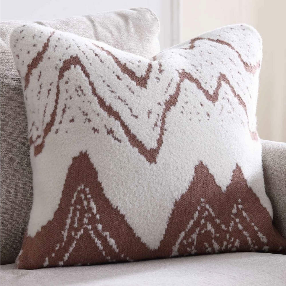 Snuggle Sac Luxury pillow case 18x18